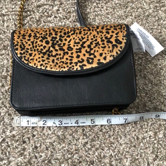 Small leopard and black purse - Picture 4 of 5